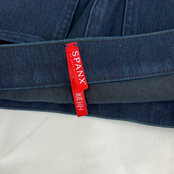 Spanx Women’s 2X Pull-on Stretchy Skinny Legging Jean - Picture 4 of 9